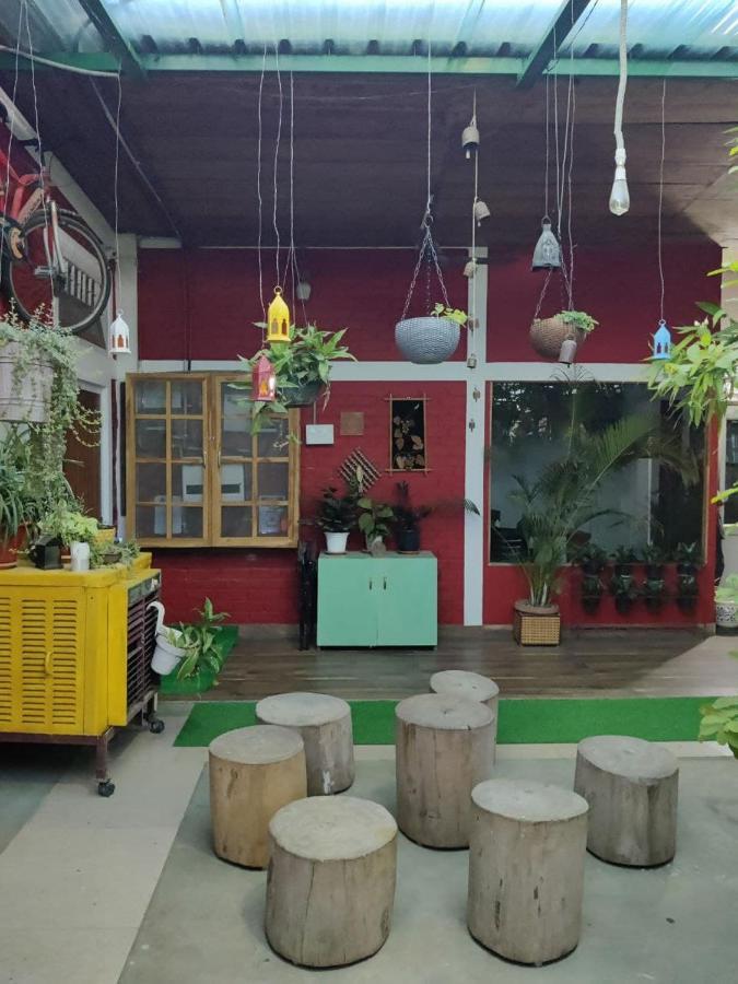 The Nook Rooftop Condo And Garden 古瓦哈提 外观 照片